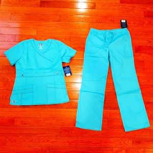 Adar Medical: Nurses Scrub Set.